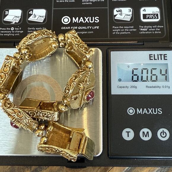 Vintage 1960’s ART / Arthur Pepper Gold Tone Slide Bracelet Crown Sword READ - Picture 12 of 12